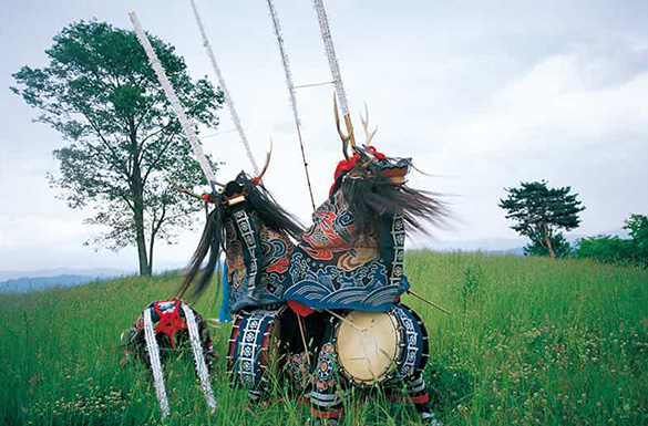 奈良時代以前から伝わる供養の“鹿踊”