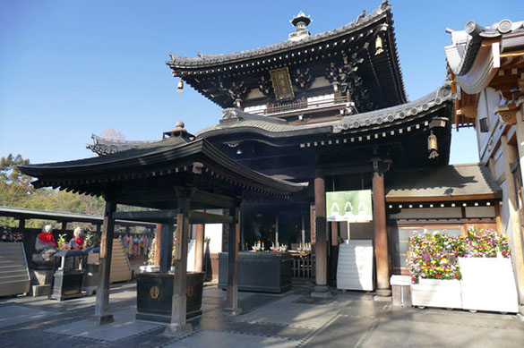 故人の遺骨で仏様を造る「骨佛」